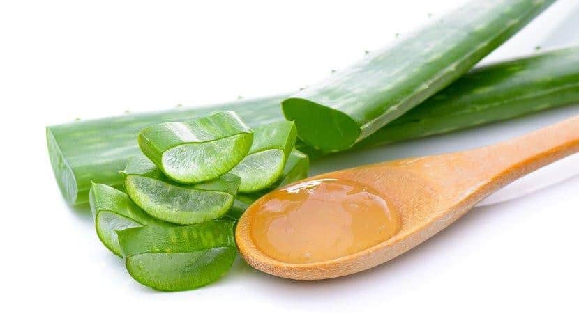 DIY Aloe Vera Acne Scar Removing Cream